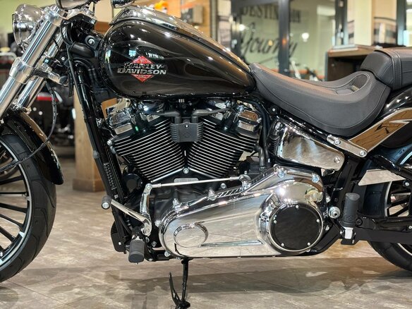 2025 Harley-Davidson Breakout, чёрный, 3750000 рублей - вид 8