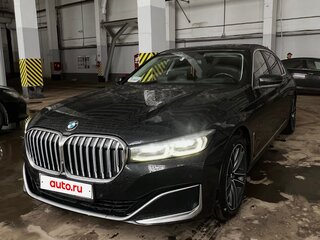 2019 BMW 7 серии Long 740Li xDrive VI (G11/G12) Рестайлинг, чёрный, 3700000 рублей, вид 1