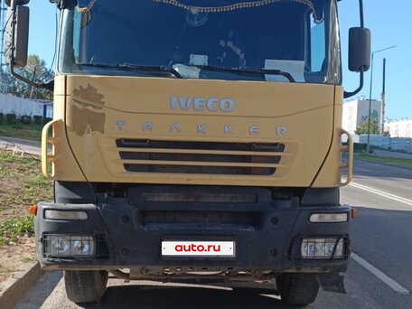 2007 Iveco Trakker, жёлтый, 2990000 рублей, вид 1