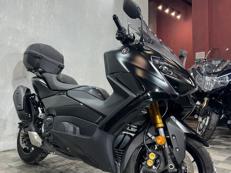 2023 Yamaha TMAX, чёрный, 1295000 рублей, вид 3