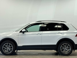 2020 Volkswagen Tiguan II, белый, 2125000 рублей, вид 2