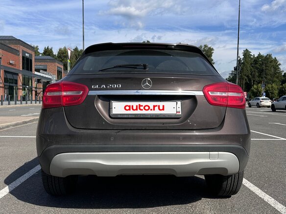 2014 Mercedes-Benz GLA 200 I (X156), коричневый, 1720000 рублей - вид 8