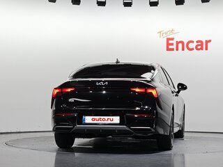 2025 Kia K5 III Рестайлинг, чёрный, 2675000 рублей, вид 4
