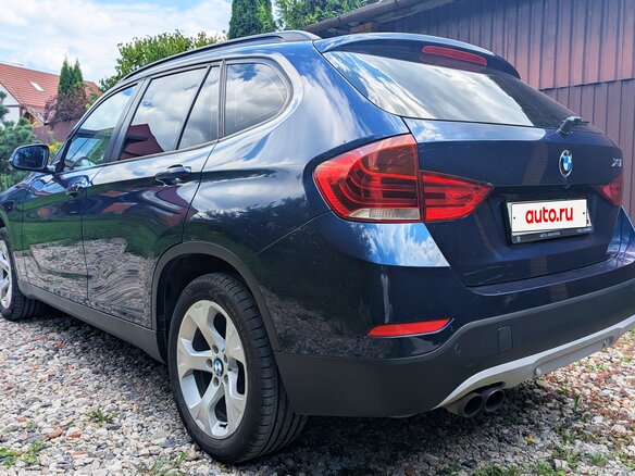 2014 BMW X1 20i I (E84) Рестайлинг, синий, 1700000 рублей - вид 5