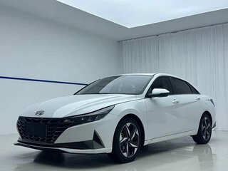 2022 Hyundai Elantra VII (CN7), серебристый, 1425500 рублей, вид 1