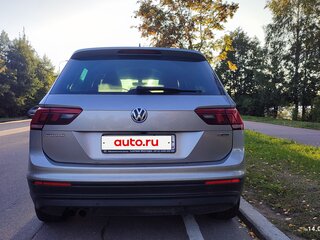 2018 Volkswagen Tiguan II, серебристый, 1900000 рублей, вид 5
