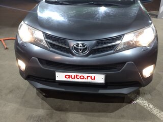 2015 Toyota RAV4 IV (XA40), серый, 1850000 рублей, вид 1
