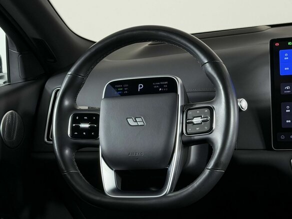 2024 Li Auto (Lixiang) L9 44.5 kWh I, чёрный, 6199000 рублей - вид 15