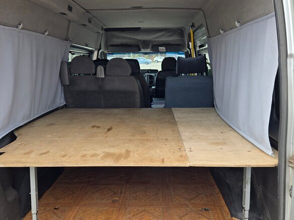 2004 Ford Transit, серебристый, 990000 рублей - вид 5