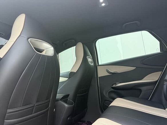 2026 BYD Dolphin 44.9 kWh I, белый, 1680000 рублей - вид 6