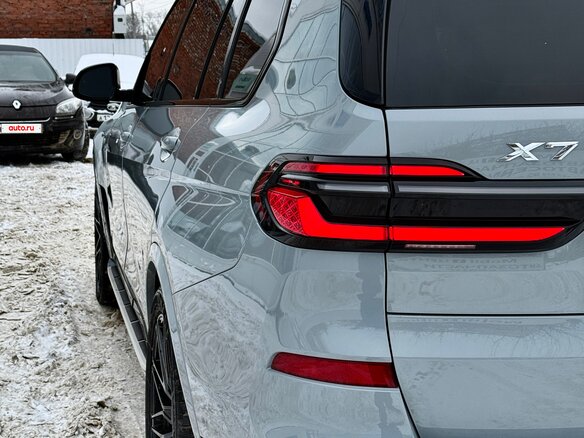 2023 BMW X7 40i I (G07) Рестайлинг, серый, 10400000 рублей - вид 27
