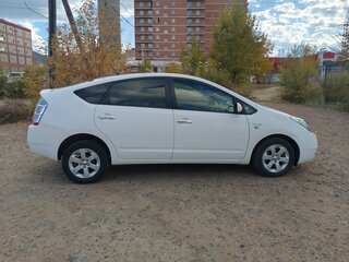 2008 Toyota Prius II Рестайлинг (XW20), белый, 830000 рублей, вид 4