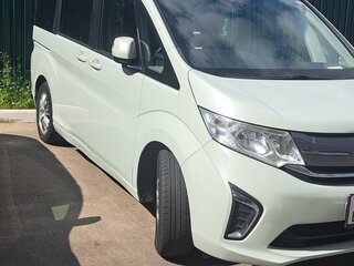 2016 Honda Stepwgn V, белый, 1500000 рублей, вид 3