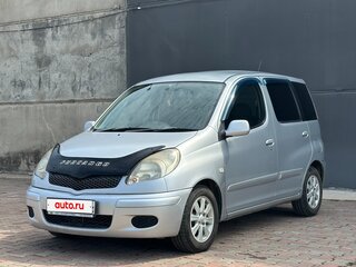 2003 Toyota FunCargo, серебристый, 480000 рублей, вид 1