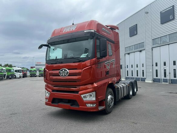 2024 FAW J7, красный, 9900000 рублей - вид 10
