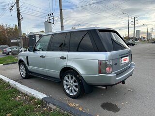 2007 Land Rover Range Rover Supercharged III Рестайлинг, серебристый, 1400000 рублей, вид 3