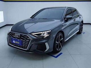 2024 Audi A3 Sportback 35 TFSI IV (8Y), серый, 2833033 рублей, вид 1