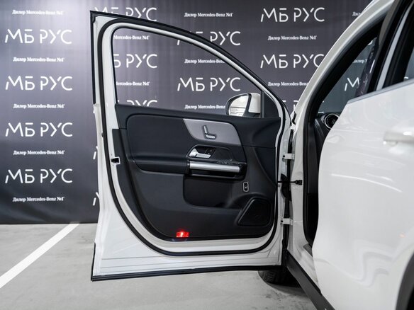 2025 Mercedes-Benz GLA 200 II (H247) Рестайлинг, белый, 4990000 рублей - вид 7
