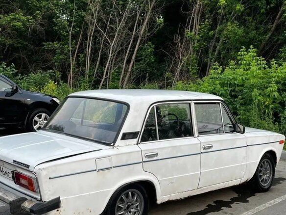 1995 Lada (ВАЗ) 2106, белый - вид 3