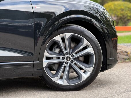 2025 Audi Q8 50 TDI I (4M) Рестайлинг, чёрный, 13490000 рублей, вид 3