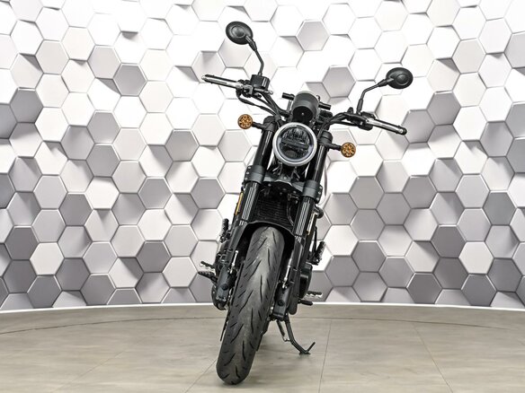 2023 Harley-Davidson X500, серебристый, 549000 рублей - вид 4