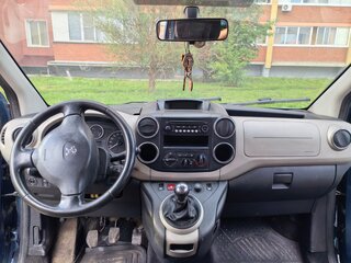 2013 Peugeot Partner II Рестайлинг, синий, 800000 рублей, вид 3