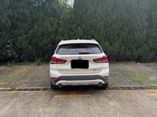 2022 BMW X1 Long 20Li sDrive II (F48) Рестайлинг, белый, 1900000 рублей, вид 3