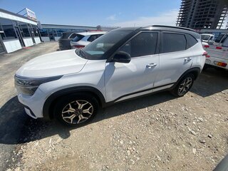 2021 Kia KX3, белый, 2500000 рублей, вид 4