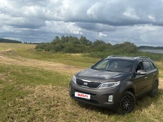 2014 Kia Sorento II Рестайлинг, бежевый, 1750000 рублей, вид 4