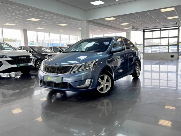 2013 Kia Rio 5-speed III, голубой, 745000 рублей
