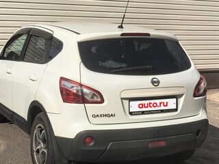 2010 Nissan Qashqai I Рестайлинг, белый, 750000 рублей, вид 5