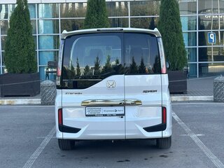 2020 Honda Stepwgn Spada V Рестайлинг, белый, 2400000 рублей, вид 5
