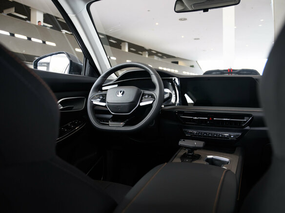 2026 Changan CS75 Pro, серый, 3055000 рублей - вид 16