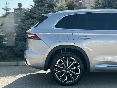 2026 Geely Monjaro (Xingyue L) I Рестайлинг 2 (China Market), серый, 4054000 рублей, вид 5