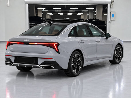 2023 Kia K5 III Рестайлинг, серый, 2730000 рублей, вид 5