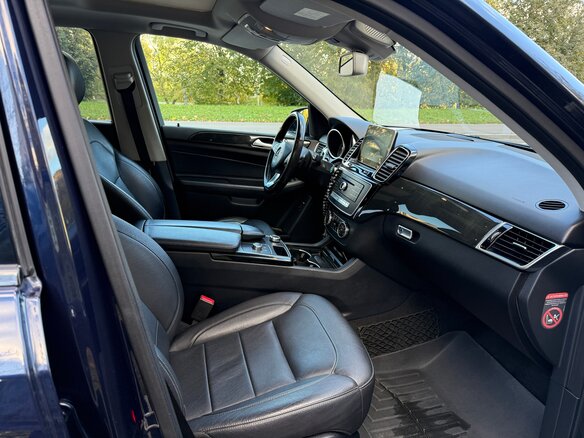 2015 Mercedes-Benz GLE 400 I (W166), чёрный - вид 1