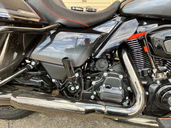 2025 Harley-Davidson CVO Road Glide, серый - вид 5