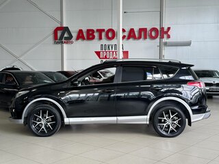 2017 Toyota RAV4 IV (XA40) Рестайлинг, чёрный, 2400000 рублей, вид 4