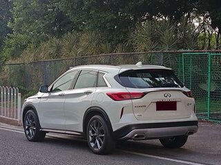 2023 Infiniti QX50 II, белый, 4656000 рублей, вид 4
