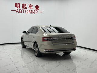 2023 Skoda Superb III Рестайлинг, бежевый, 2247000 рублей, вид 5