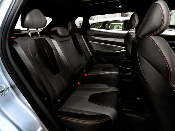 2026 Geely Cityray, серебристый - вид 15