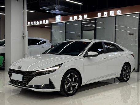 2022 Hyundai Elantra VII (CN7), белый, 1400000 рублей, вид 1