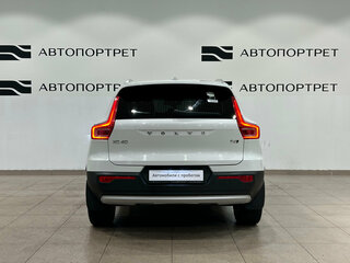 2020 Volvo XC40 I, белый, 2779000 рублей, вид 4