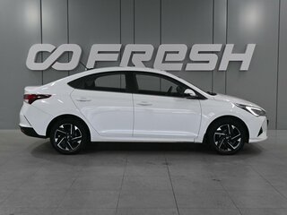 2022 Hyundai Solaris II Рестайлинг, белый, 1799000 рублей, вид 5