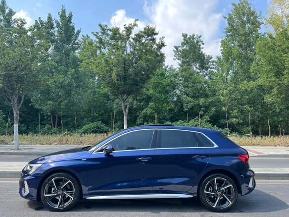 2023 Audi A3 35 TFSI IV (8Y), синий - вид 7