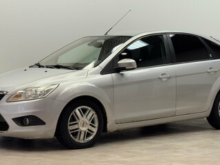 2008 Ford Focus II Рестайлинг, серебристый, 310000 рублей, вид 1