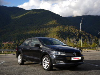 2017 Volkswagen Polo V Рестайлинг, чёрный, 1190000 рублей, вид 2