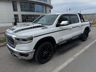 2021 Ram 1500 Quad Cab V, белый, 6995000 рублей, вид 2