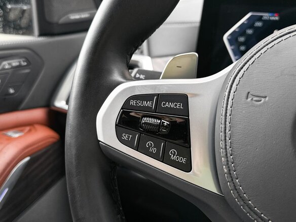 2023 BMW X7 40i I (G07) Рестайлинг, зелёный, 11790000 рублей - вид 21