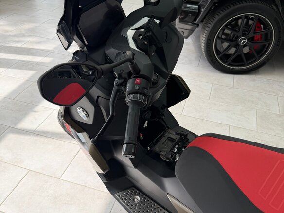 2024 BMW C 400 X, бежевый, 1200000 рублей - вид 9